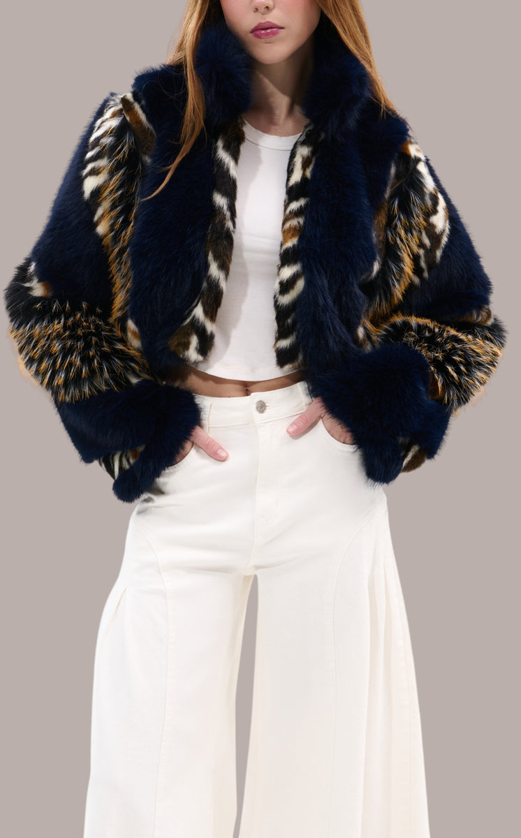 値下げ交渉〇 Nicole fur belt jacket NAVY 値下げ交渉〇 Nicole fur belt jacket NAVY 値下げ交渉〇 Nicole fur