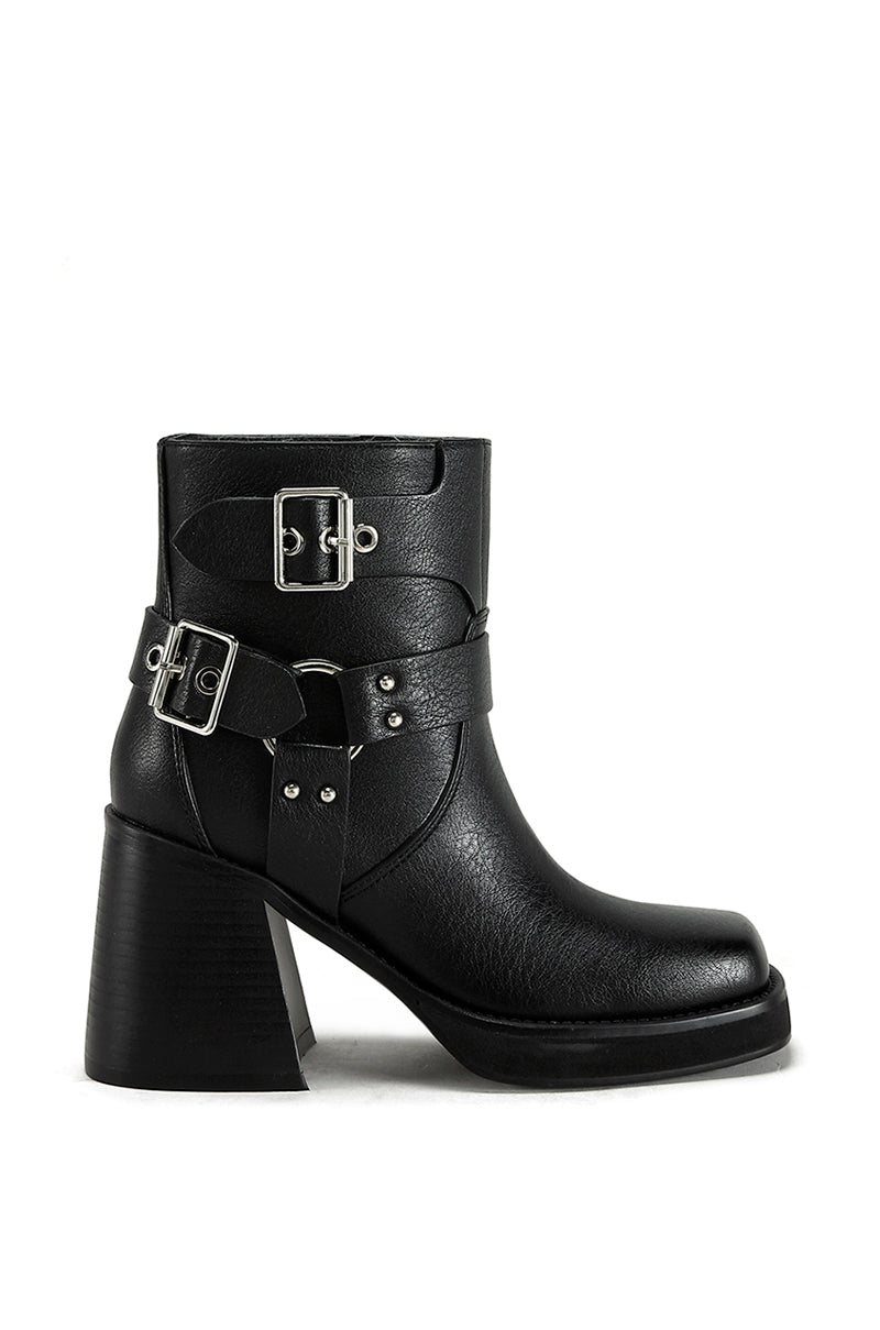 Azalea wang sales belted boots