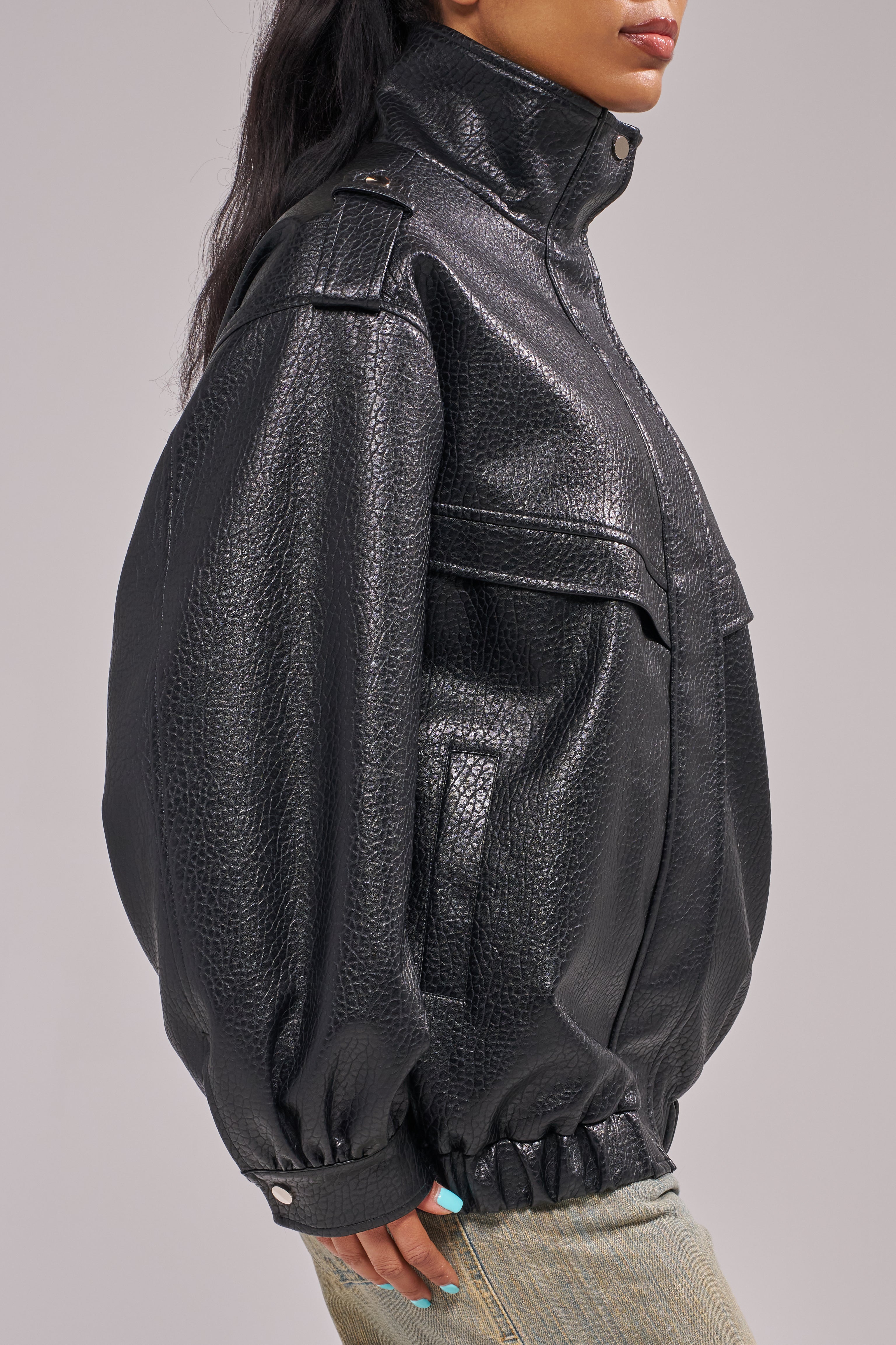 VERLANDER-BLACK BOMBER OUTERWEAR | AZALEA WANG
