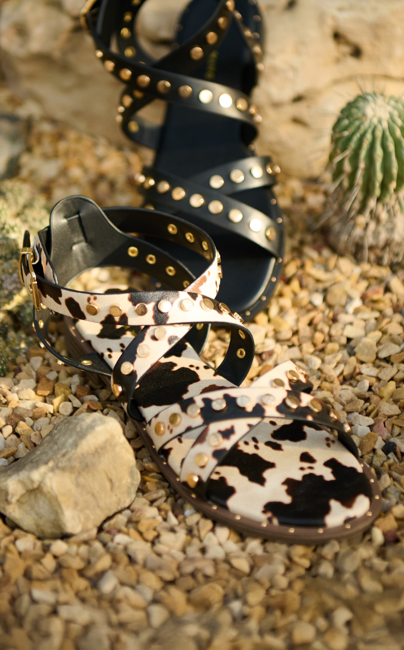 WHISTLER-COW FLAT SANDAL | AZALEA WANG
