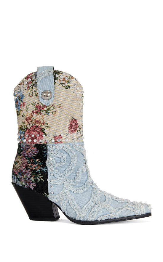 AKARI-DENIMMULTI PATCHWORK WESTERN BOOTIE