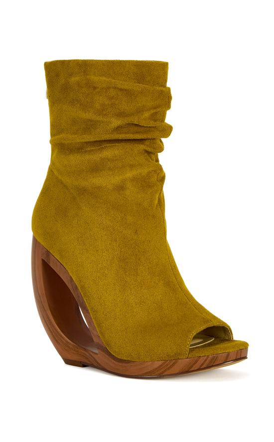 ARLO-MUSTARD CURVED WEDGE BOOTIE