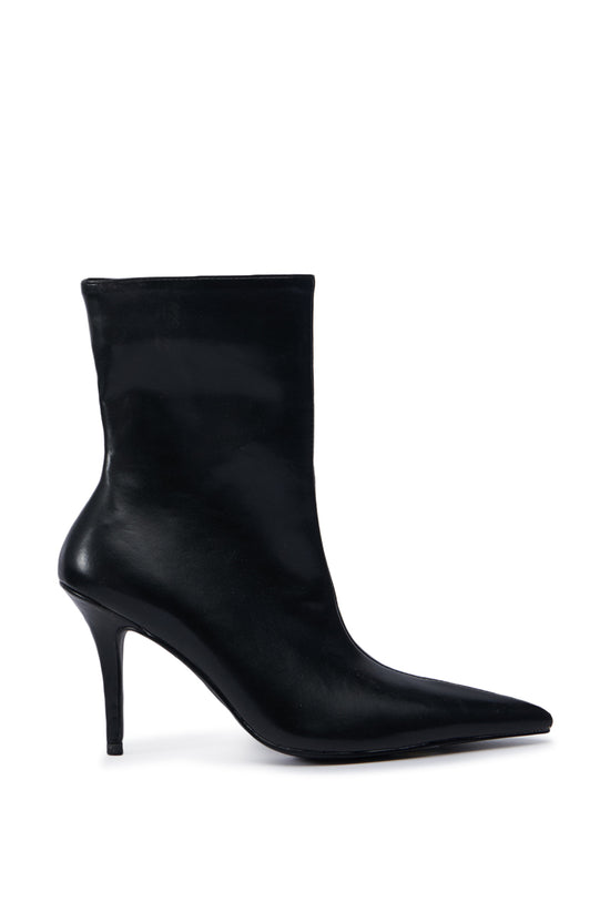 CHAUNDRA-BLACK STILETTO BOOTIE