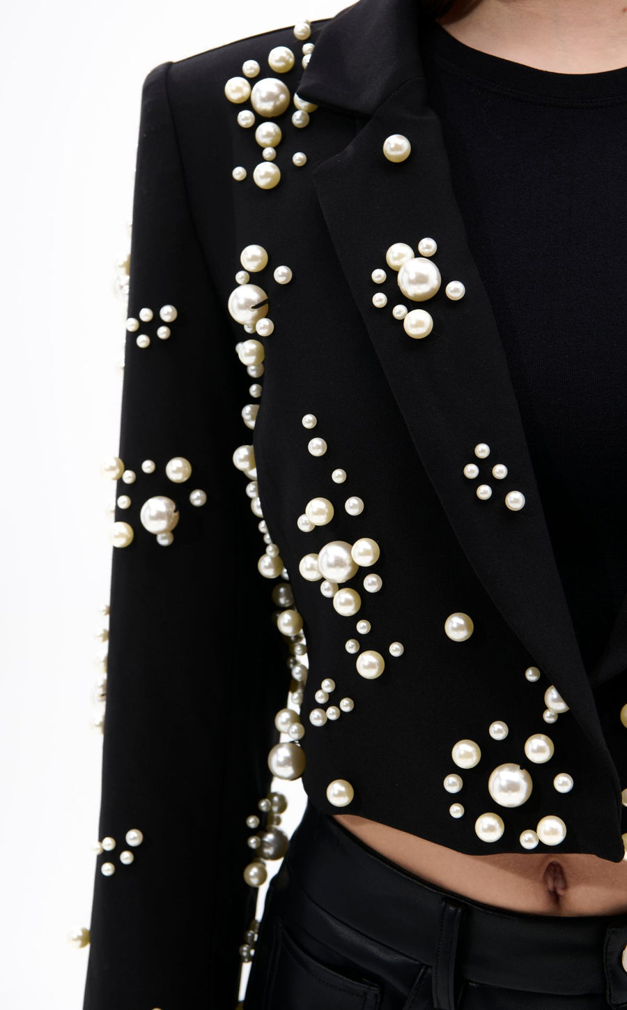 RUTHIE-BLACK PEARL CROPPED BLAZER