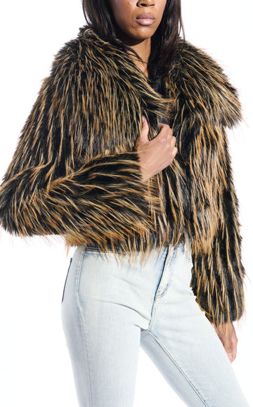 SAOIRSE-BROWNBLACK FAUX FUR JACKET