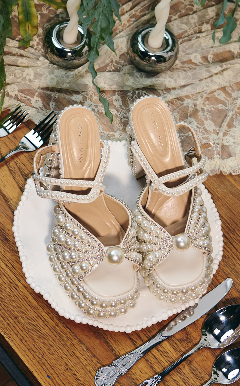 ASTRELLA-WHITE PLATFORM HEELED SANDAL – Azalea Wang
