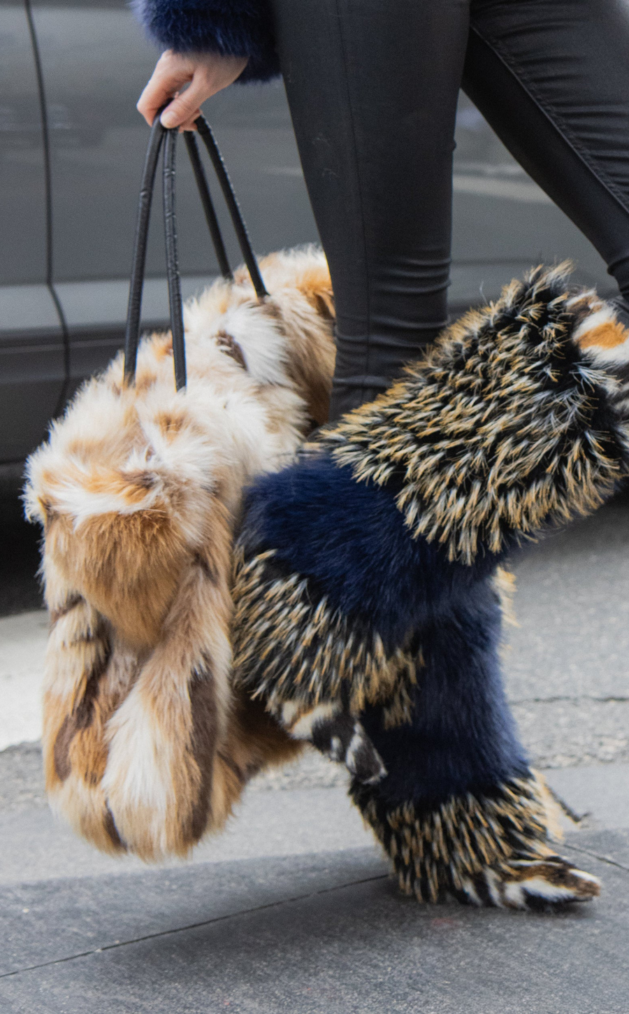 ROXANA-BROWNMULTI FAUX FUR HANDBAG