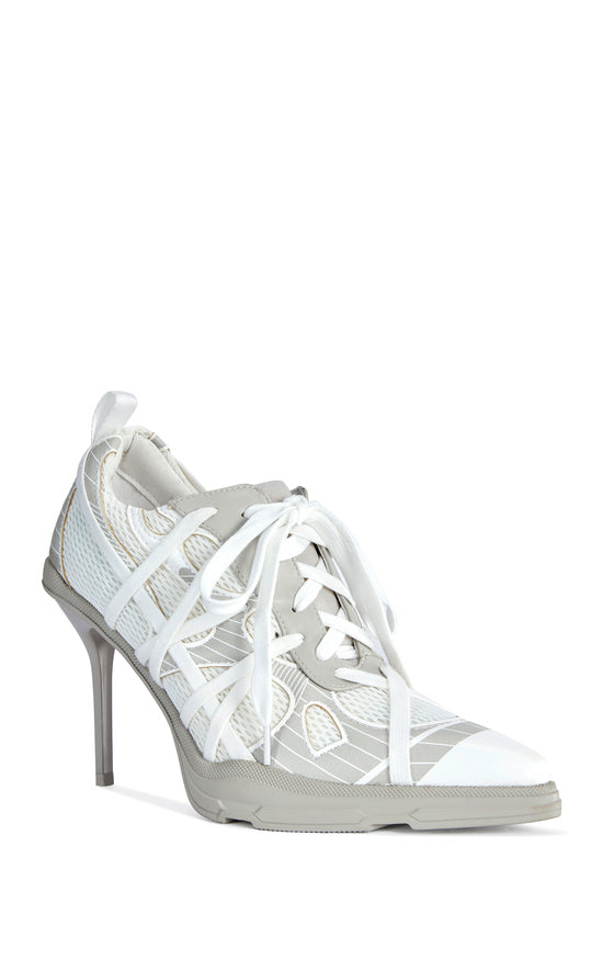 CROSSWALK-LTGREY SPORTY POINT-TOE STILETTO PUMP