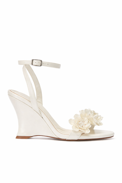 WINTERS-WHITE WEDGE SANDAL | AZALEA WANG