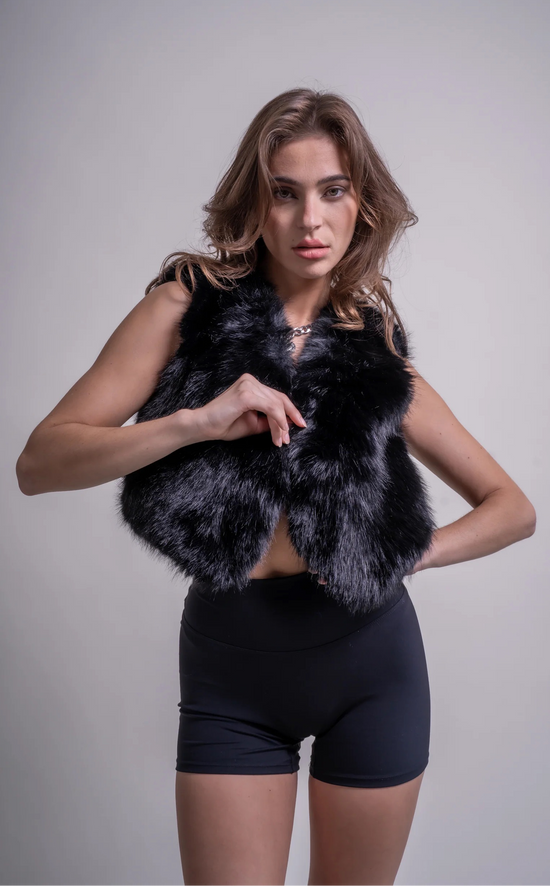 【美品】em. 2way fur gilet ブラック Gushlow And Cole Shearling And Hand Knit Gilet Black