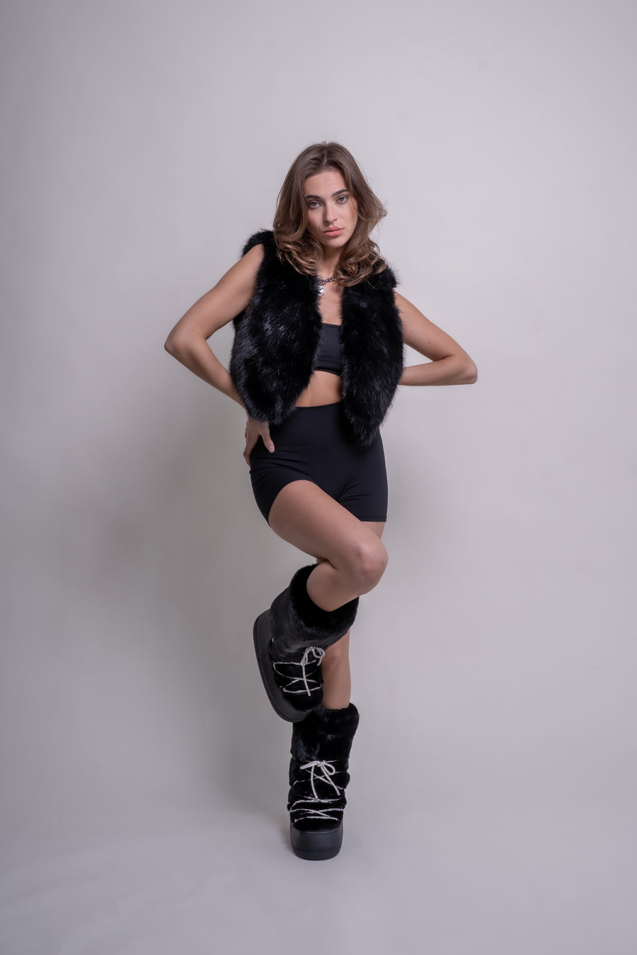 KARMELA-BLACK FLATFORM SNOW BOOTIE
