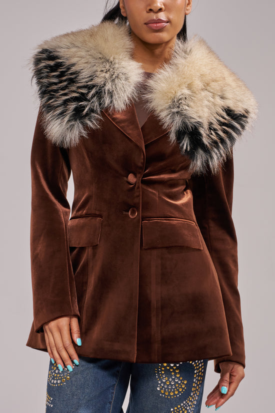 ELARIS-CHOCOLATE STATEMENT BLAZER