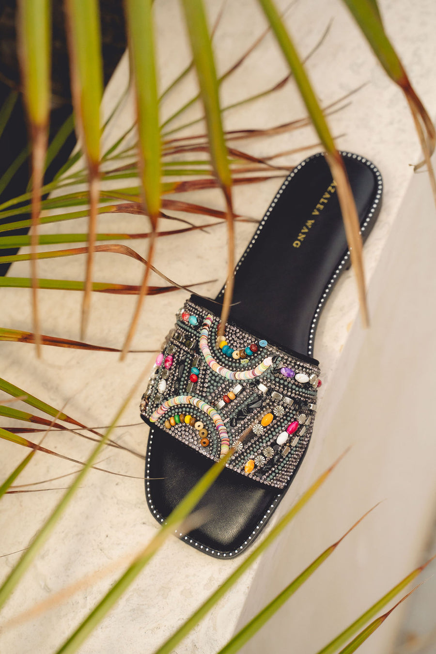 ESSERE-BLACK FLAT SANDAL