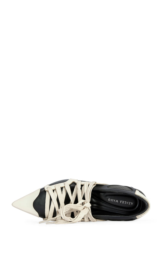 FIRESTRING-BLACKCREAM SPORTY POINT-TOE STILETTO PUMP