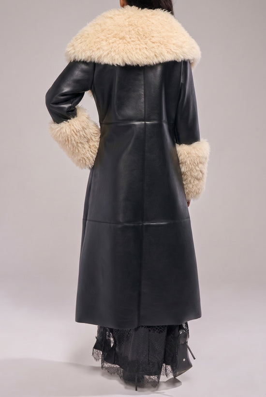 FLUFFY-TRENCH-BLACK FAUX FUR JACKET | AZALEA WANG