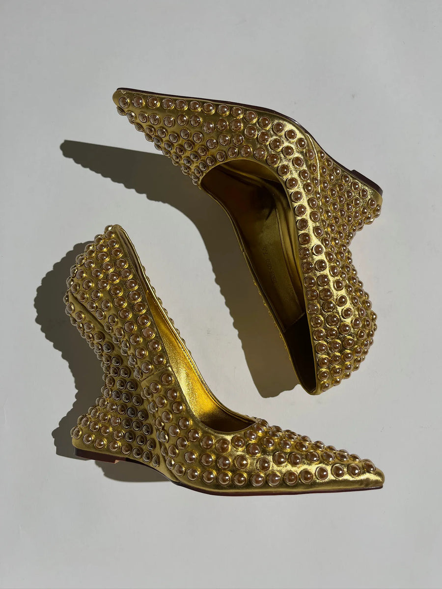 TERYN-GOLD WEDGE PUMP