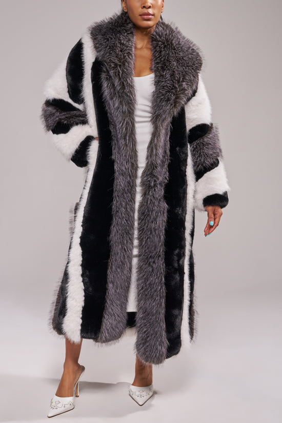 MOONSTONE-GREYMULTI LONG FAUX FUR COAT
