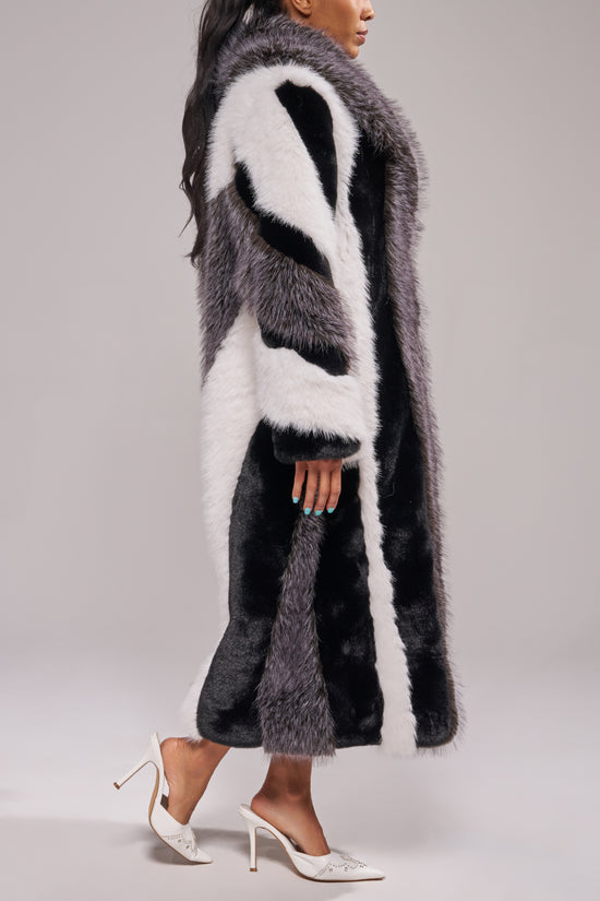 MOONSTONE-GREYMULTI LONG FAUX FUR COAT
