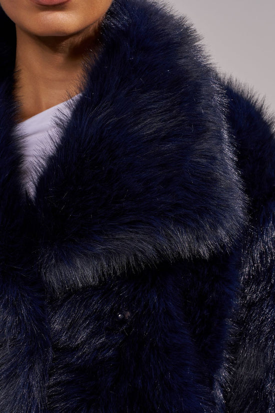 REGINA-NAVY FAUX FUR JACKET