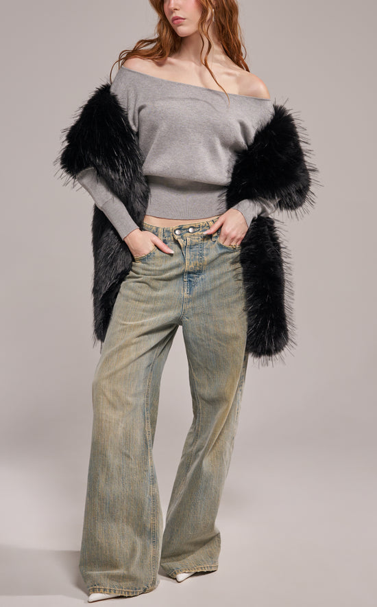 STARLET-BLACK FAUX FUR SCARF