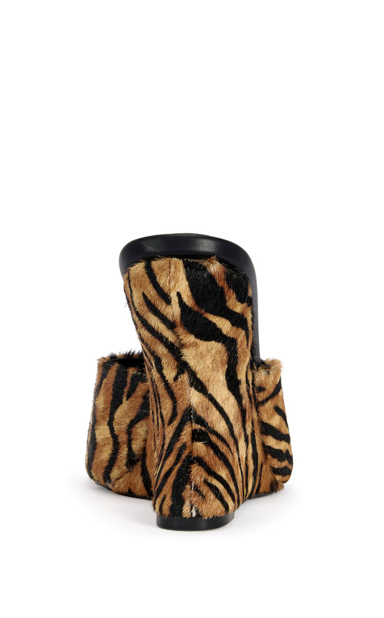 VASA-TIGER WEDGE SANDAL